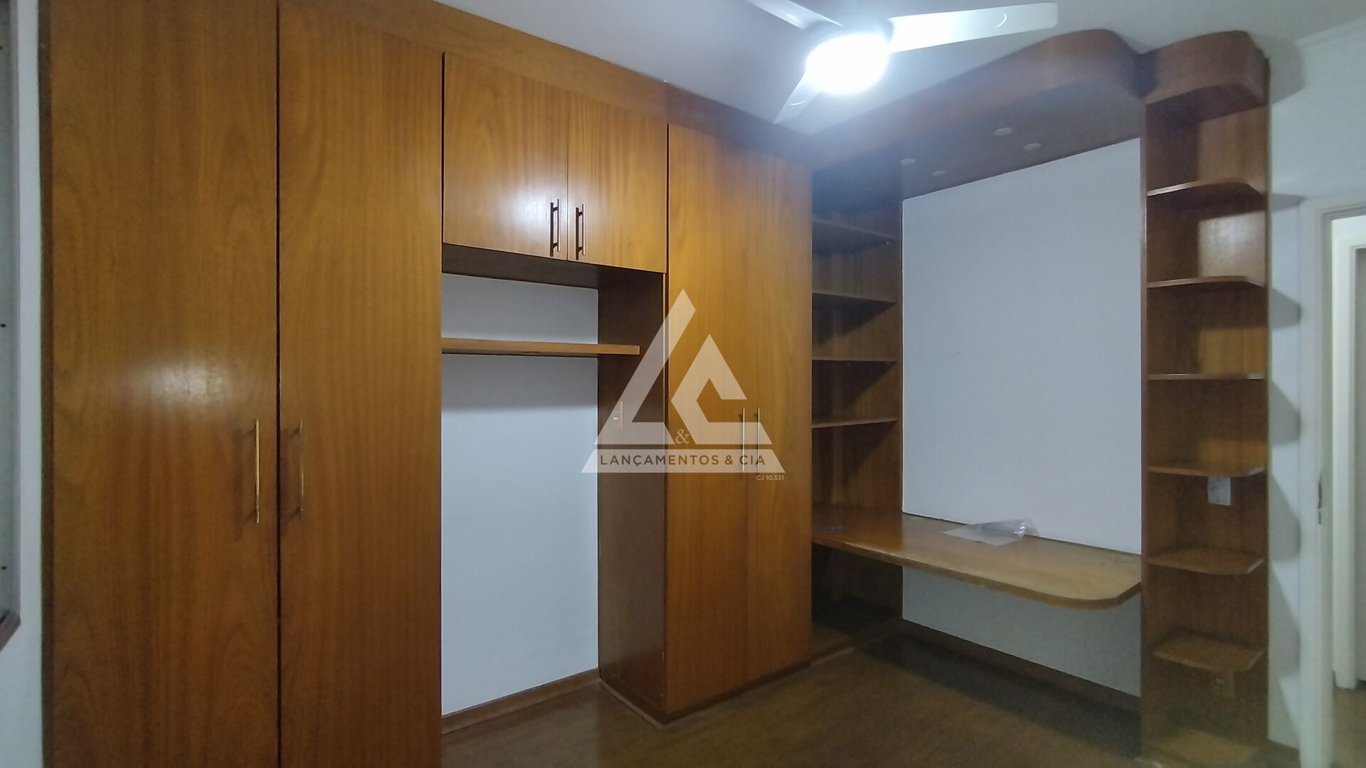 Apartamento para alugar com 3 quartos, 68m² - Foto 9