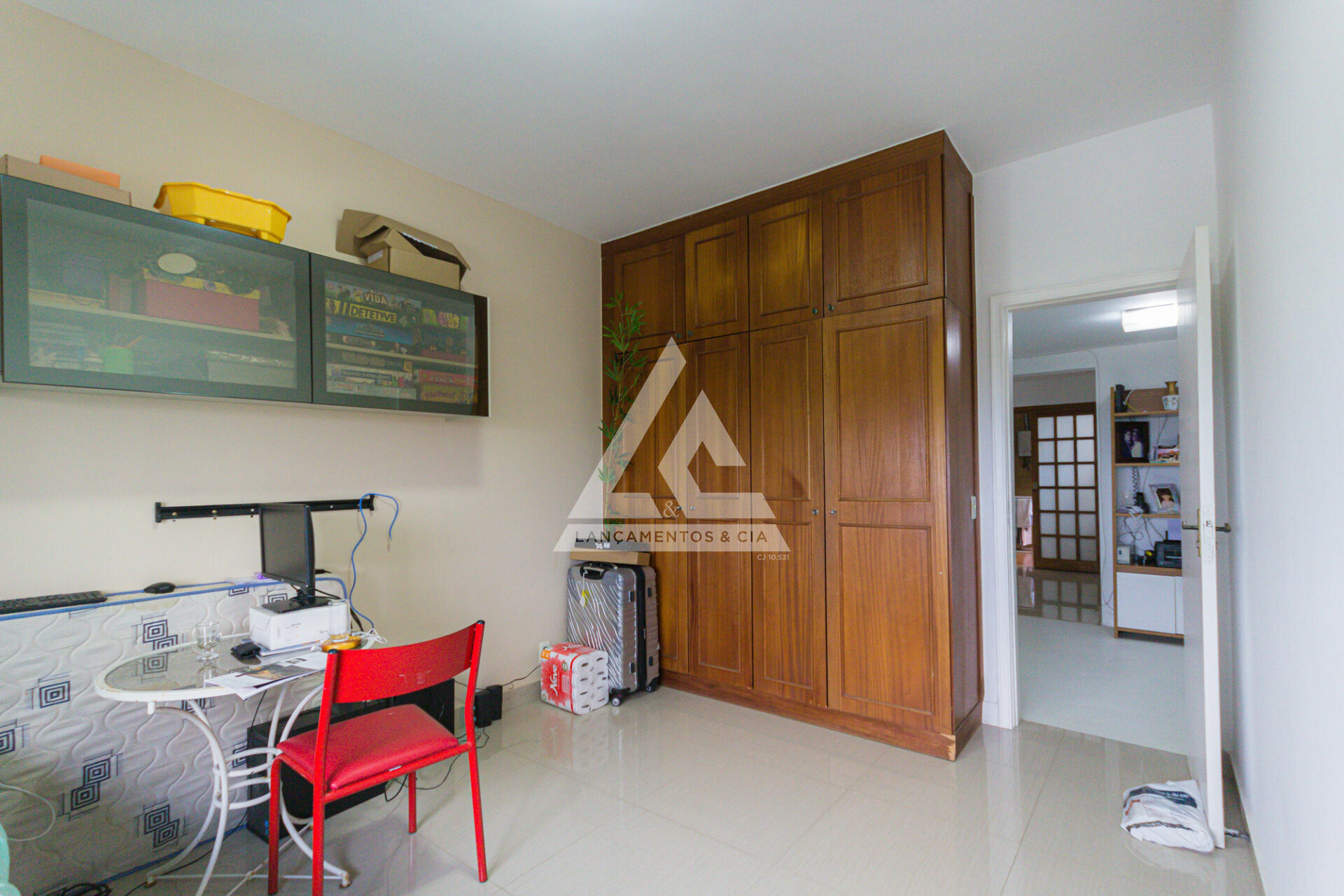 Apartamento à venda com 4 quartos, 205m² - Foto 30