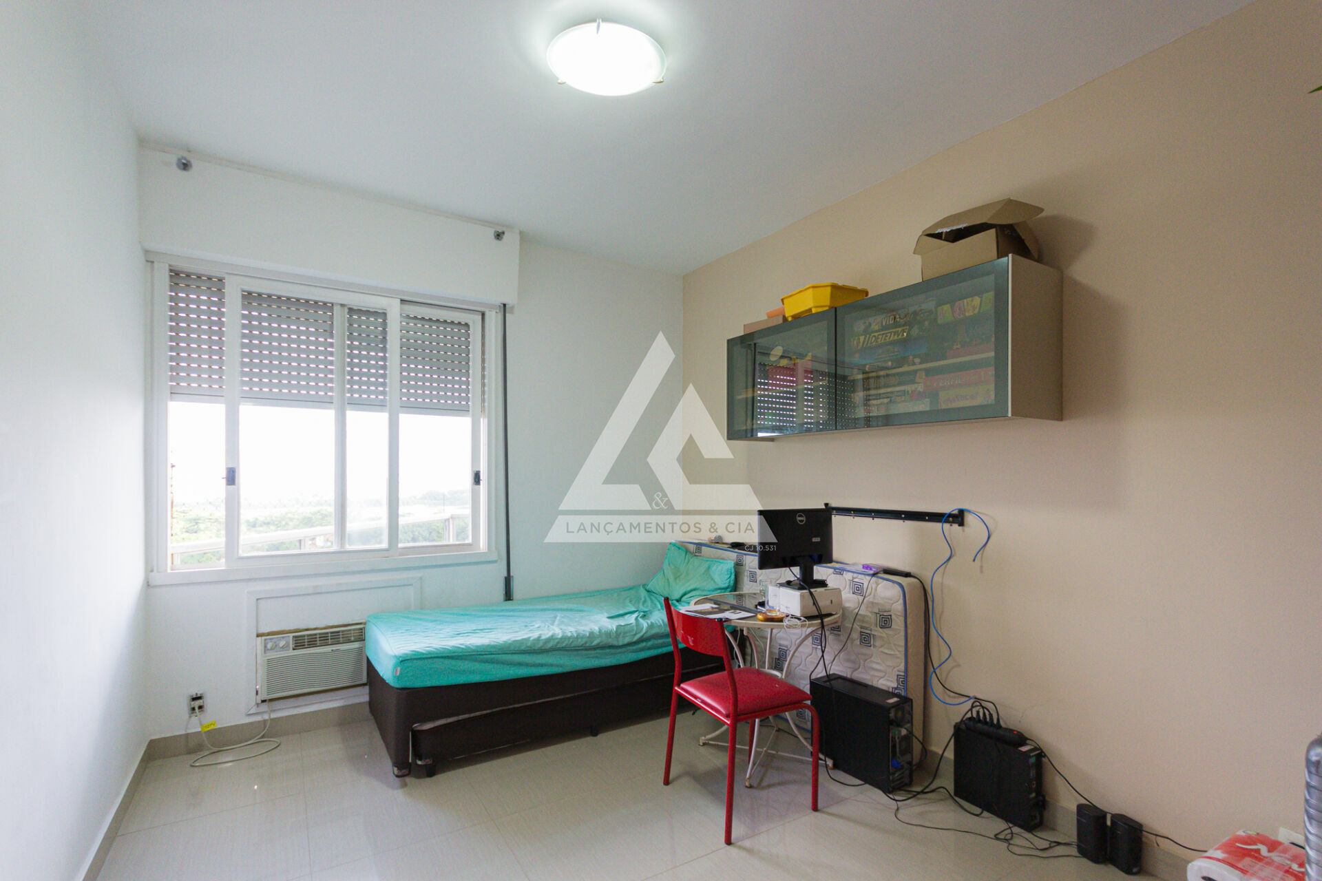 Apartamento à venda com 4 quartos, 205m² - Foto 28