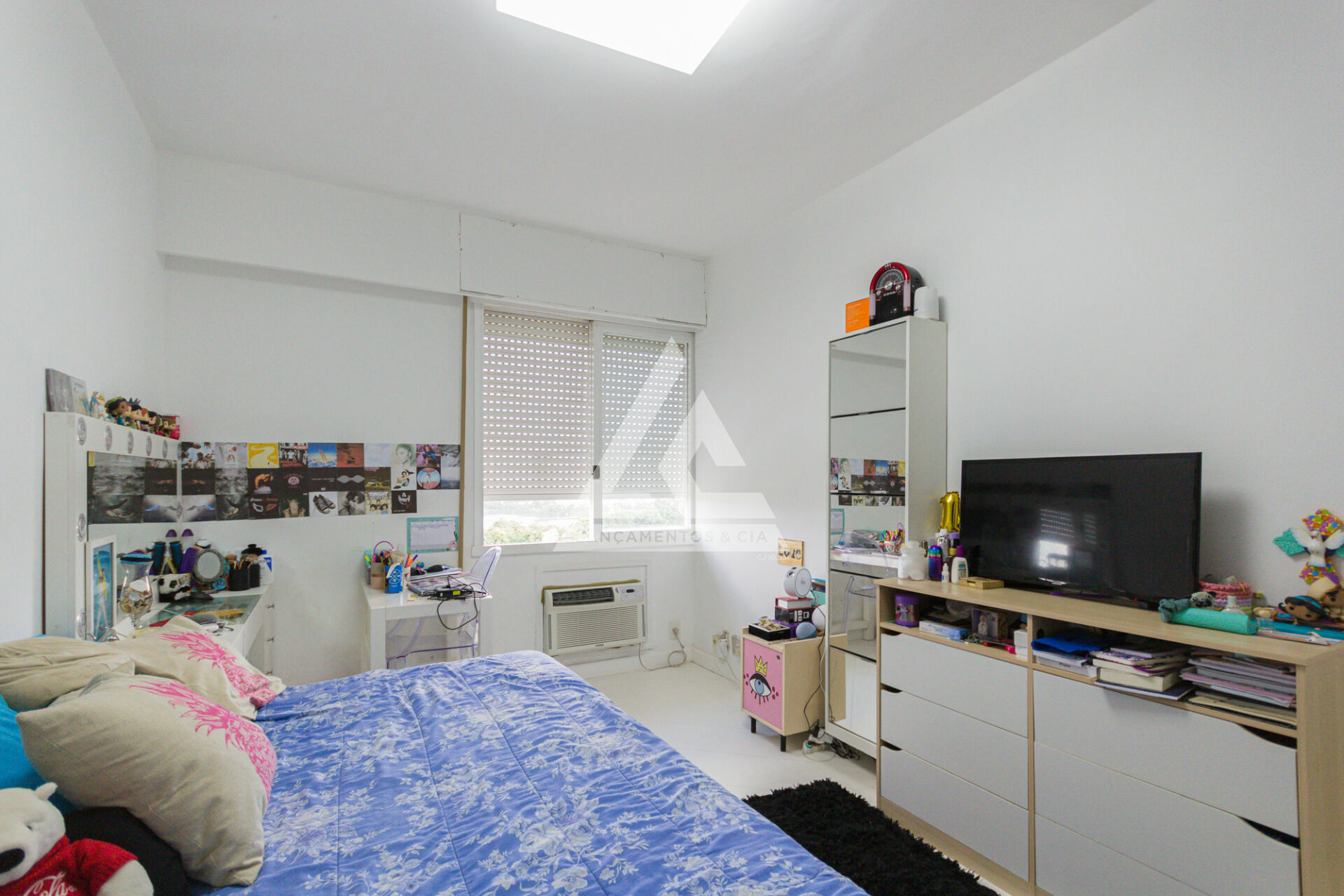 Apartamento à venda com 4 quartos, 205m² - Foto 25