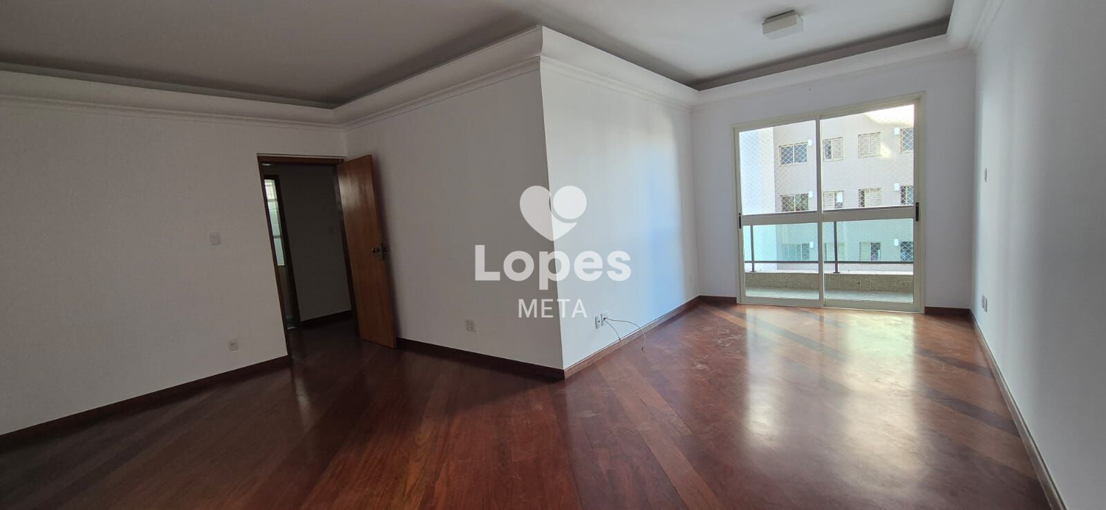 Apartamento à venda com 3 quartos, 92m² - Foto 1