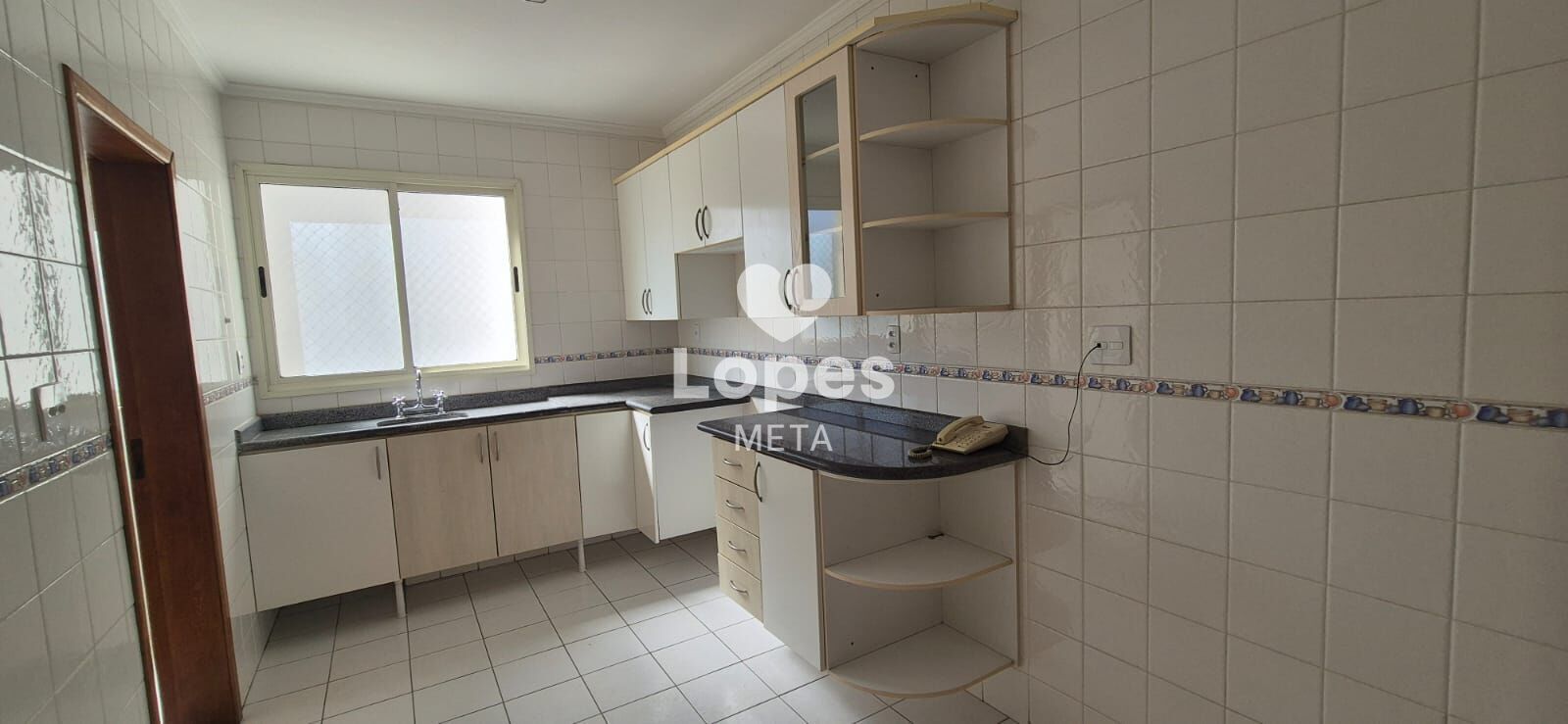 Apartamento à venda com 3 quartos, 92m² - Foto 7