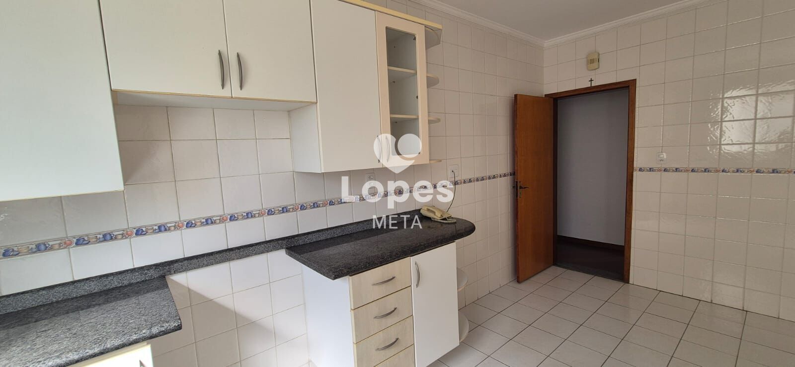 Apartamento à venda com 3 quartos, 92m² - Foto 8
