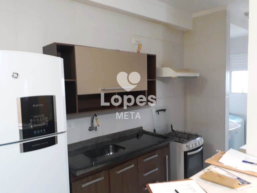 Apartamento à venda com 2 quartos, 50m² - Foto 4