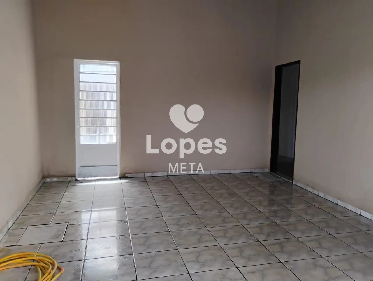 Casa à venda com 5 quartos, 144m² - Foto 1