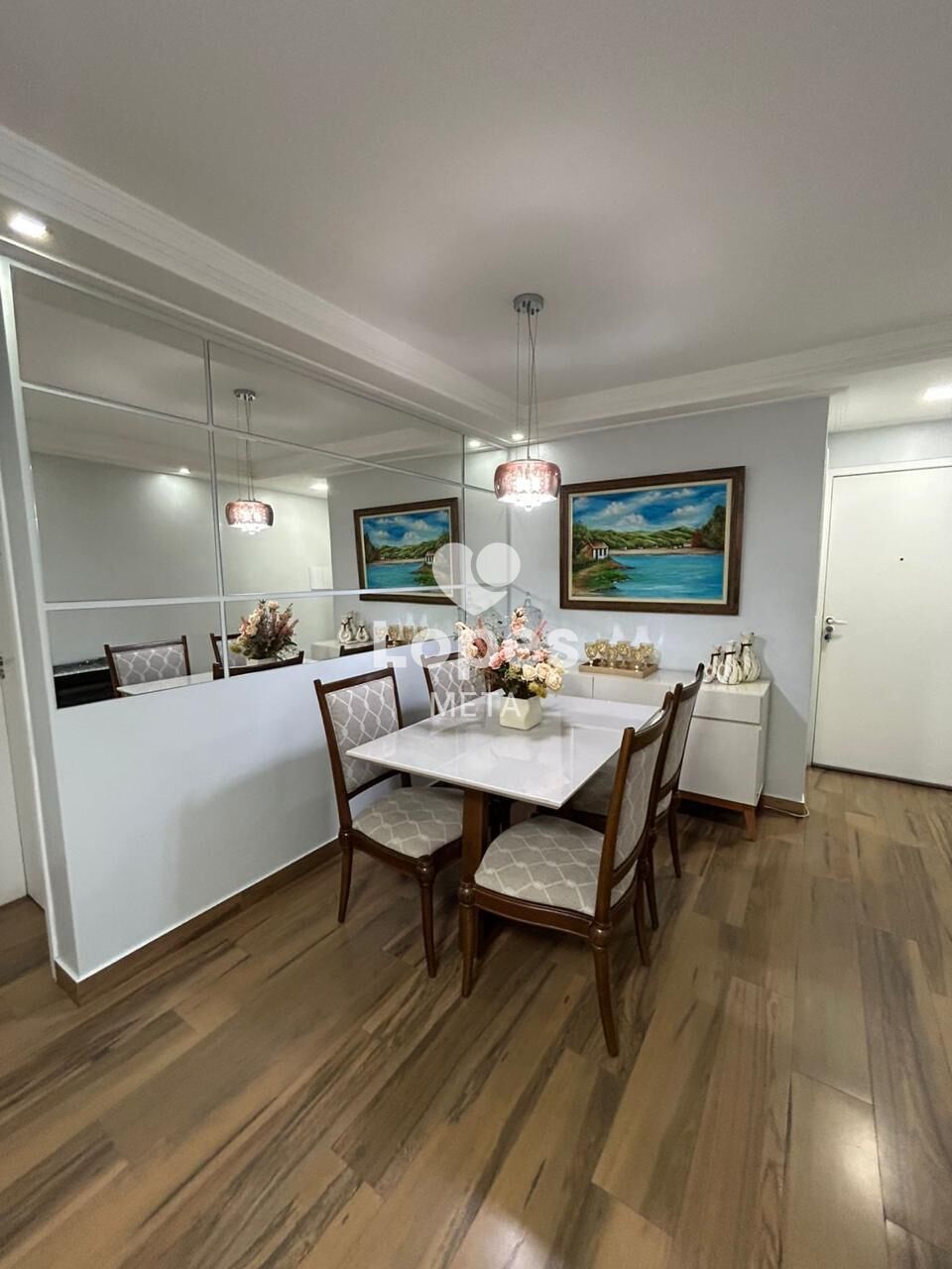 Apartamento à venda com 2 quartos, 67m² - Foto 4