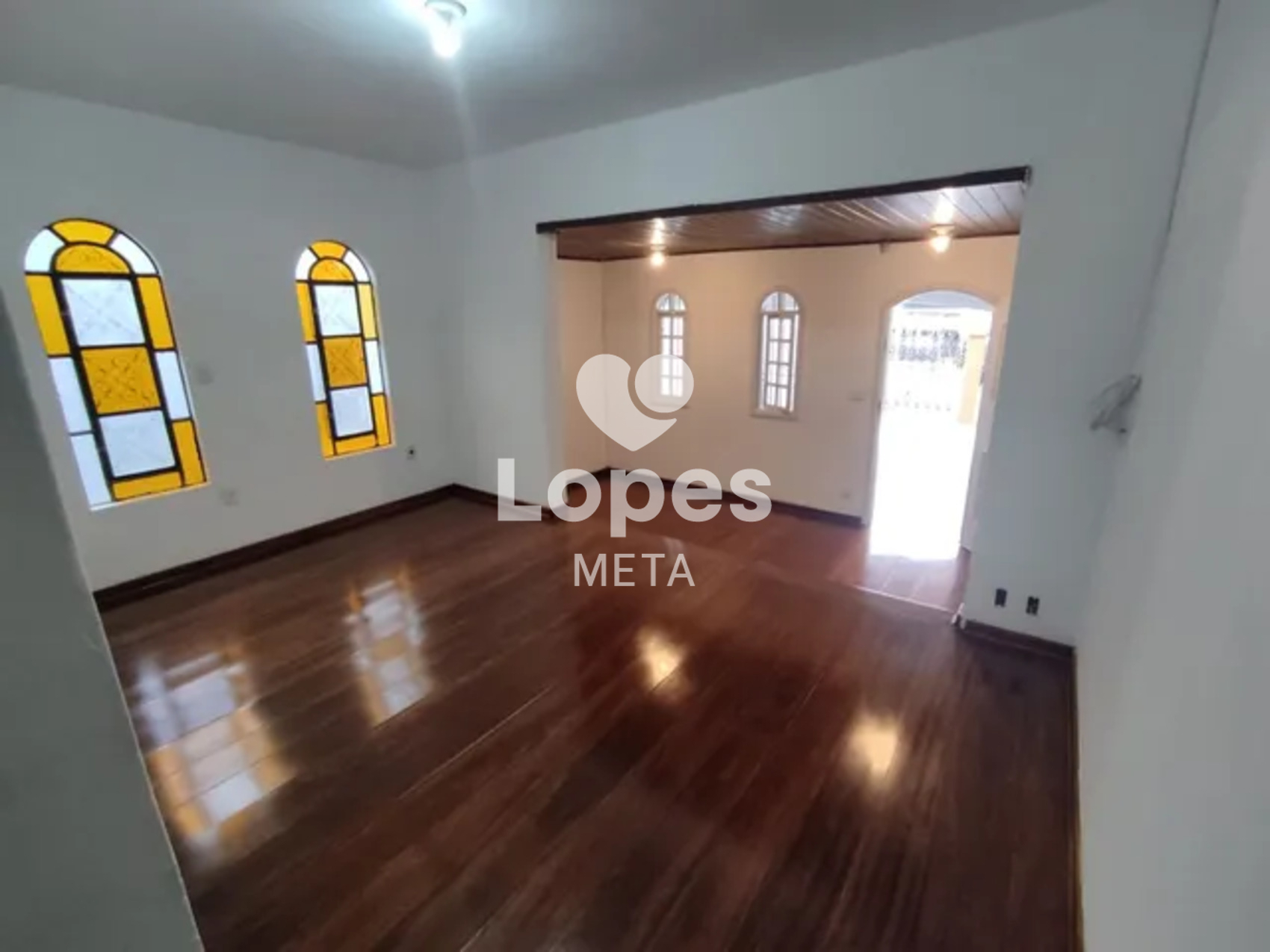 Casa à venda com 3 quartos, 140m² - Foto 3