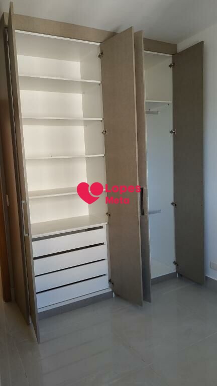 Apartamento para alugar com 4 quartos, 157m² - Foto 5