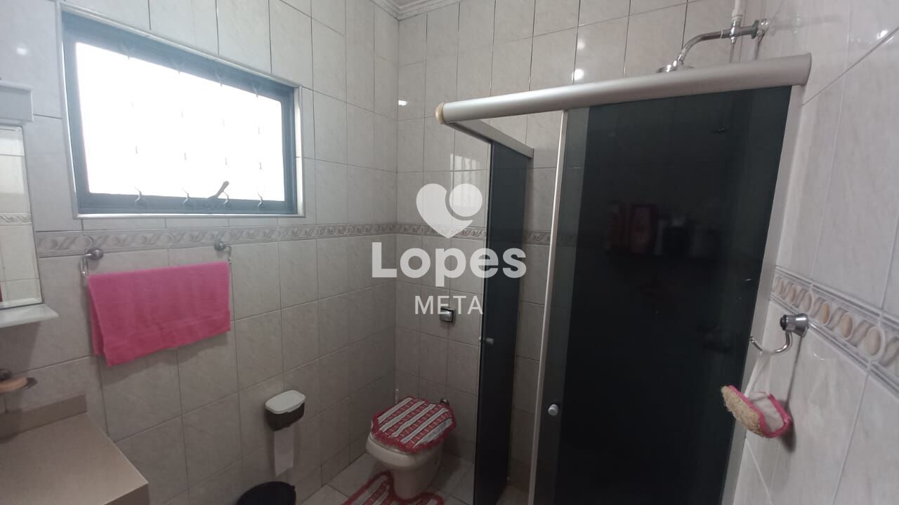 Casa à venda com 3 quartos, 140m² - Foto 22
