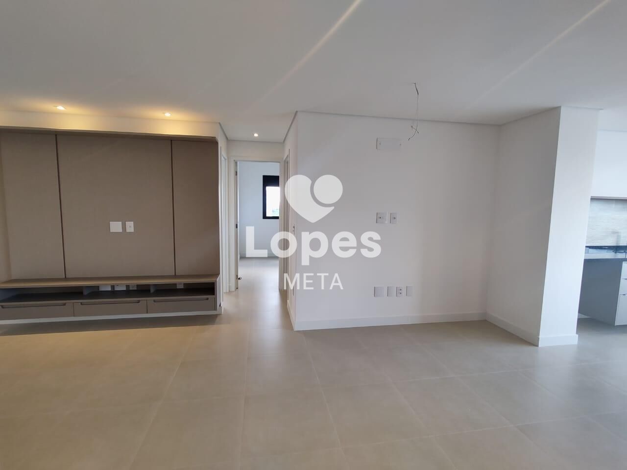 Apartamento para alugar com 3 quartos, 120m² - Foto 28