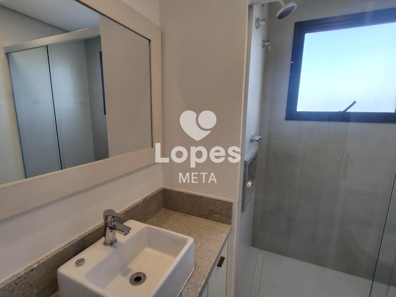 Apartamento para alugar com 3 quartos, 120m² - Foto 12