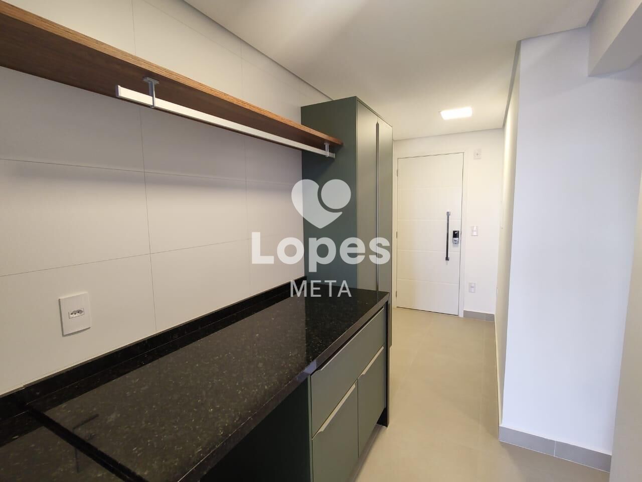 Apartamento para alugar com 3 quartos, 120m² - Foto 7