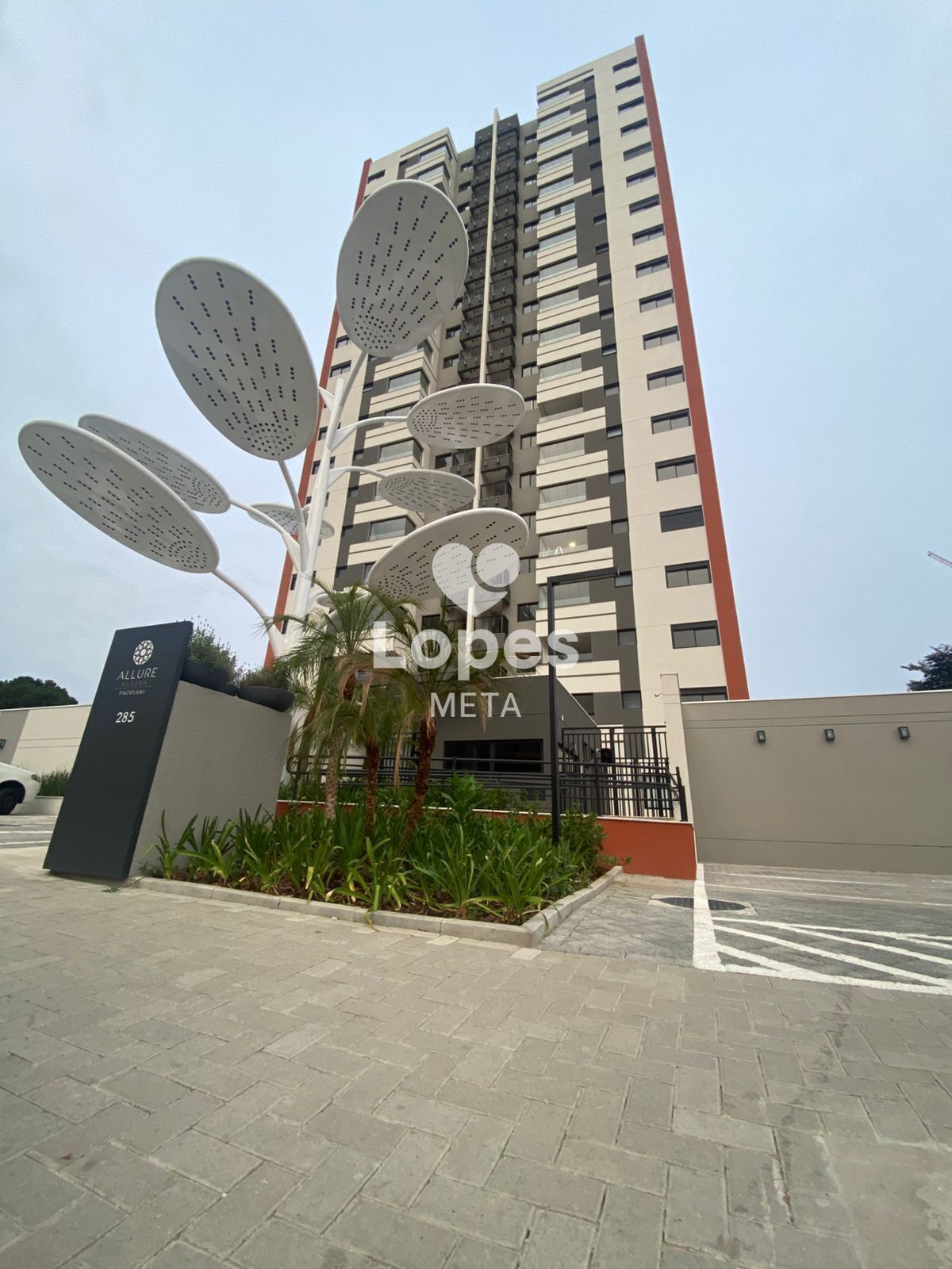 Apartamento para alugar com 3 quartos, 120m² - Foto 1