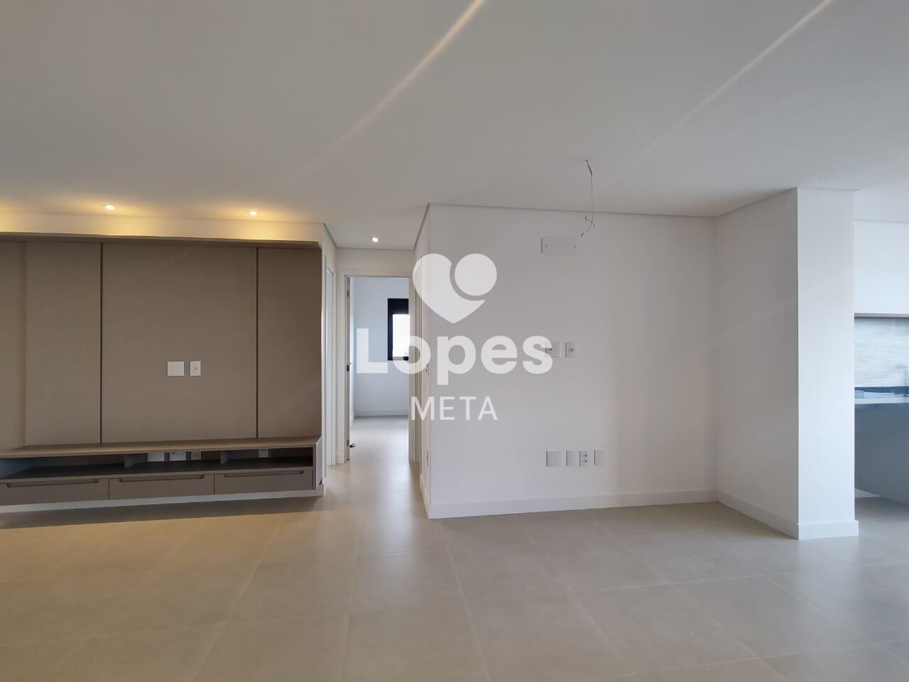 Apartamento para alugar com 3 quartos, 120m² - Foto 27