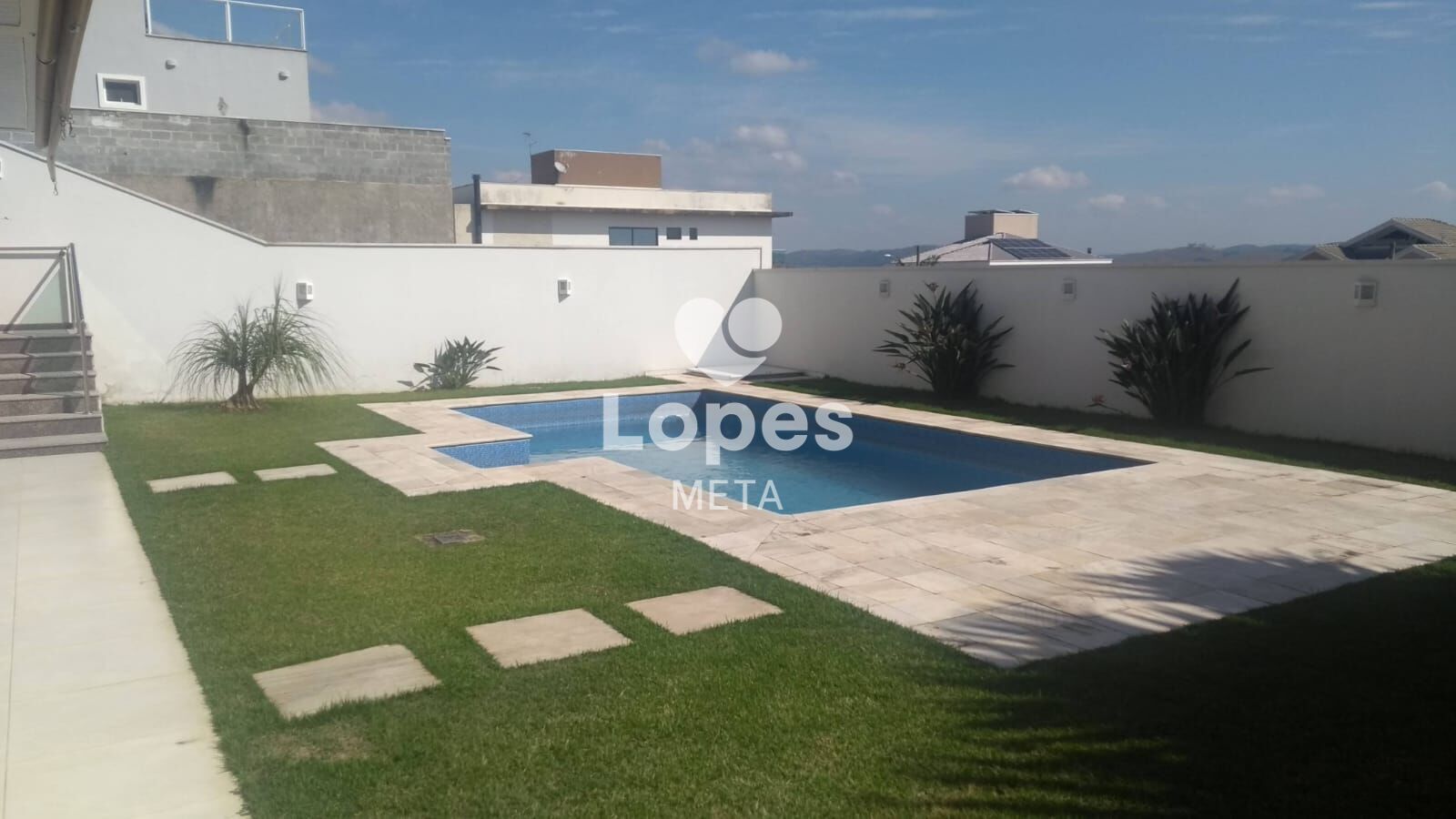 Casa à venda com 4 quartos, 337m² - Foto 6