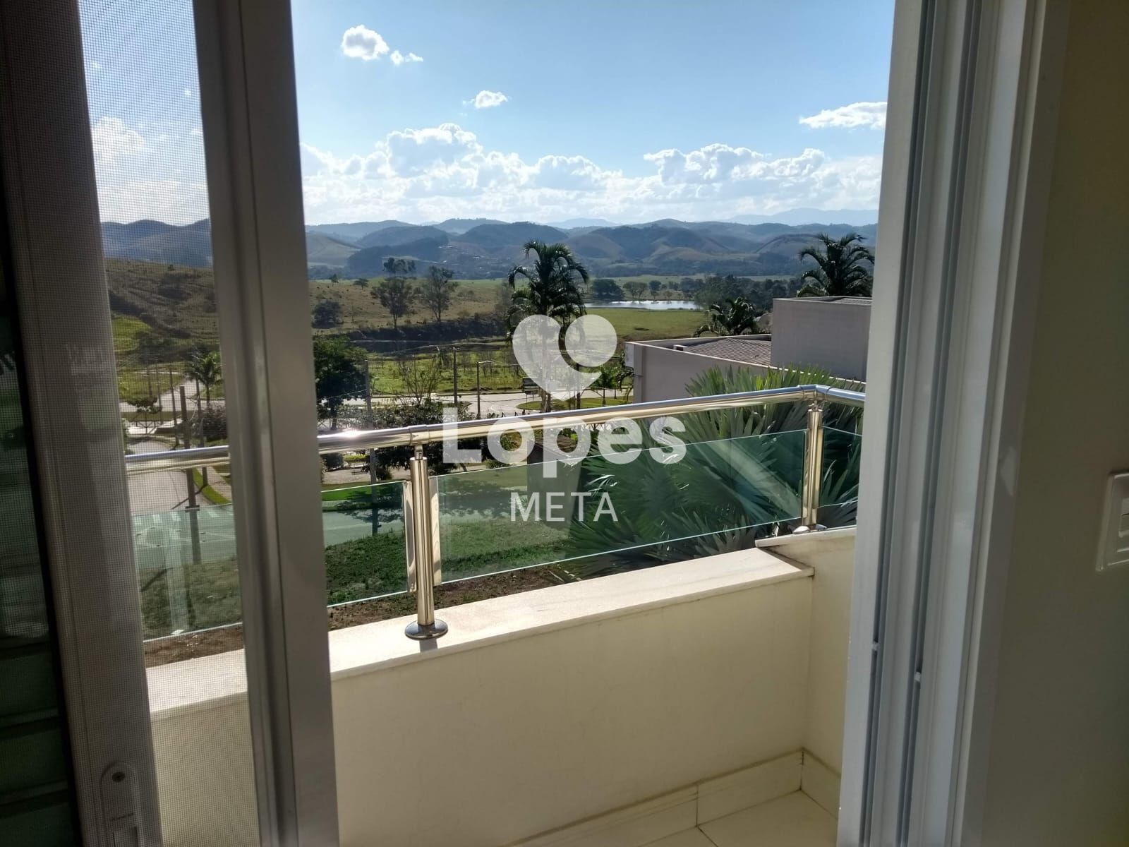 Casa à venda com 4 quartos, 337m² - Foto 29