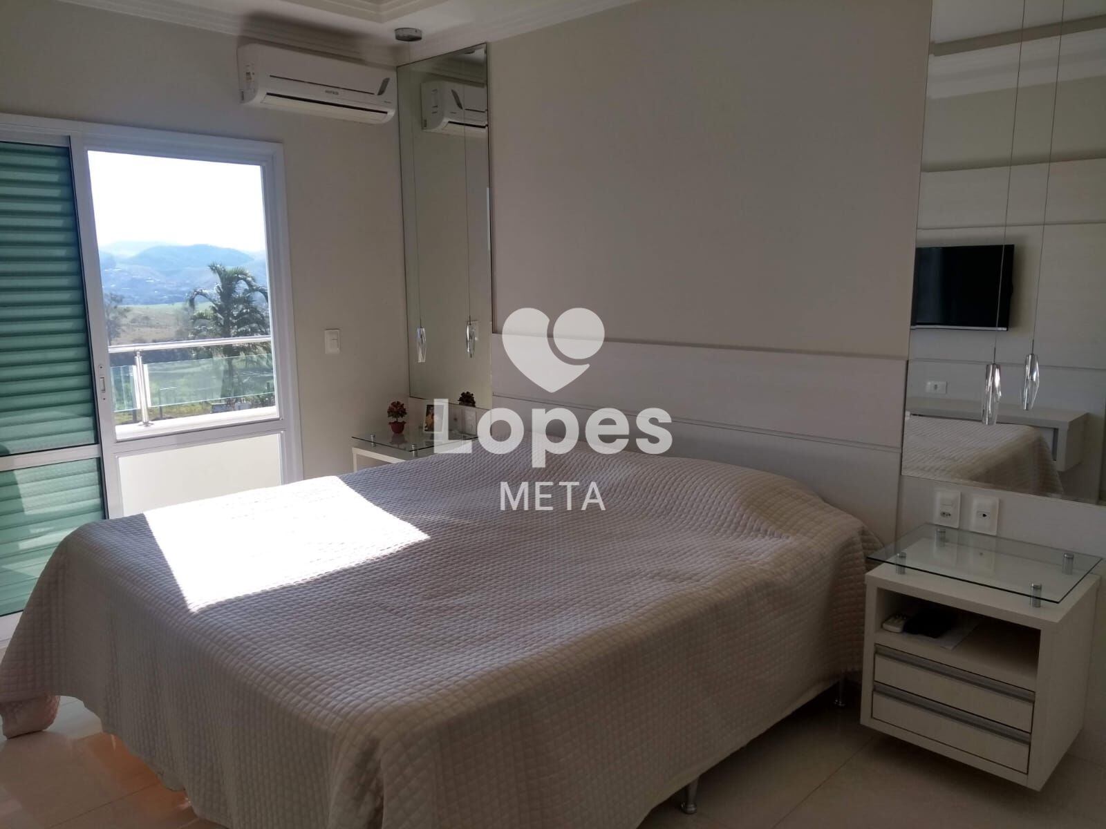 Casa à venda com 4 quartos, 337m² - Foto 27