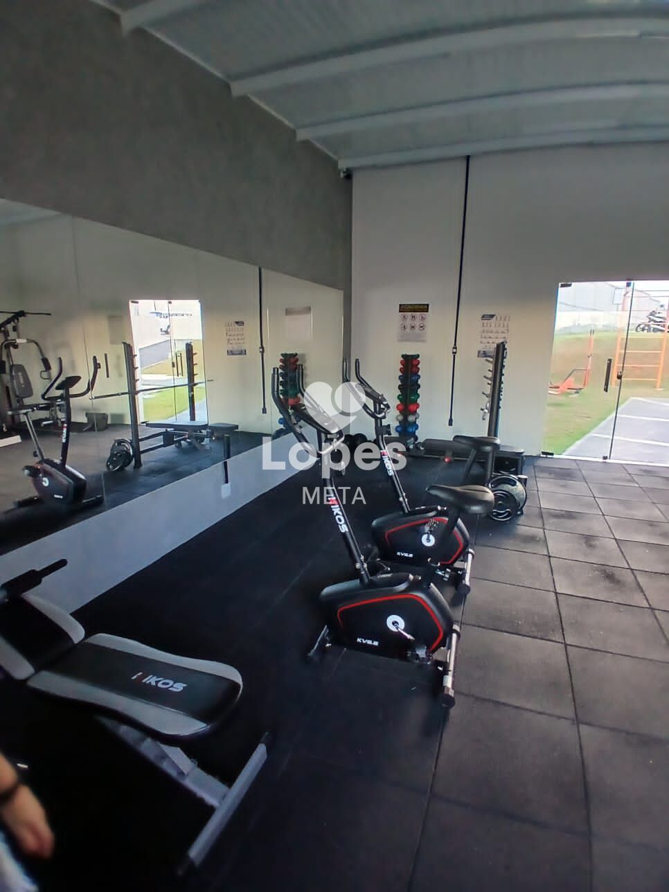 Apartamento à venda com 2 quartos, 38m² - Foto 21