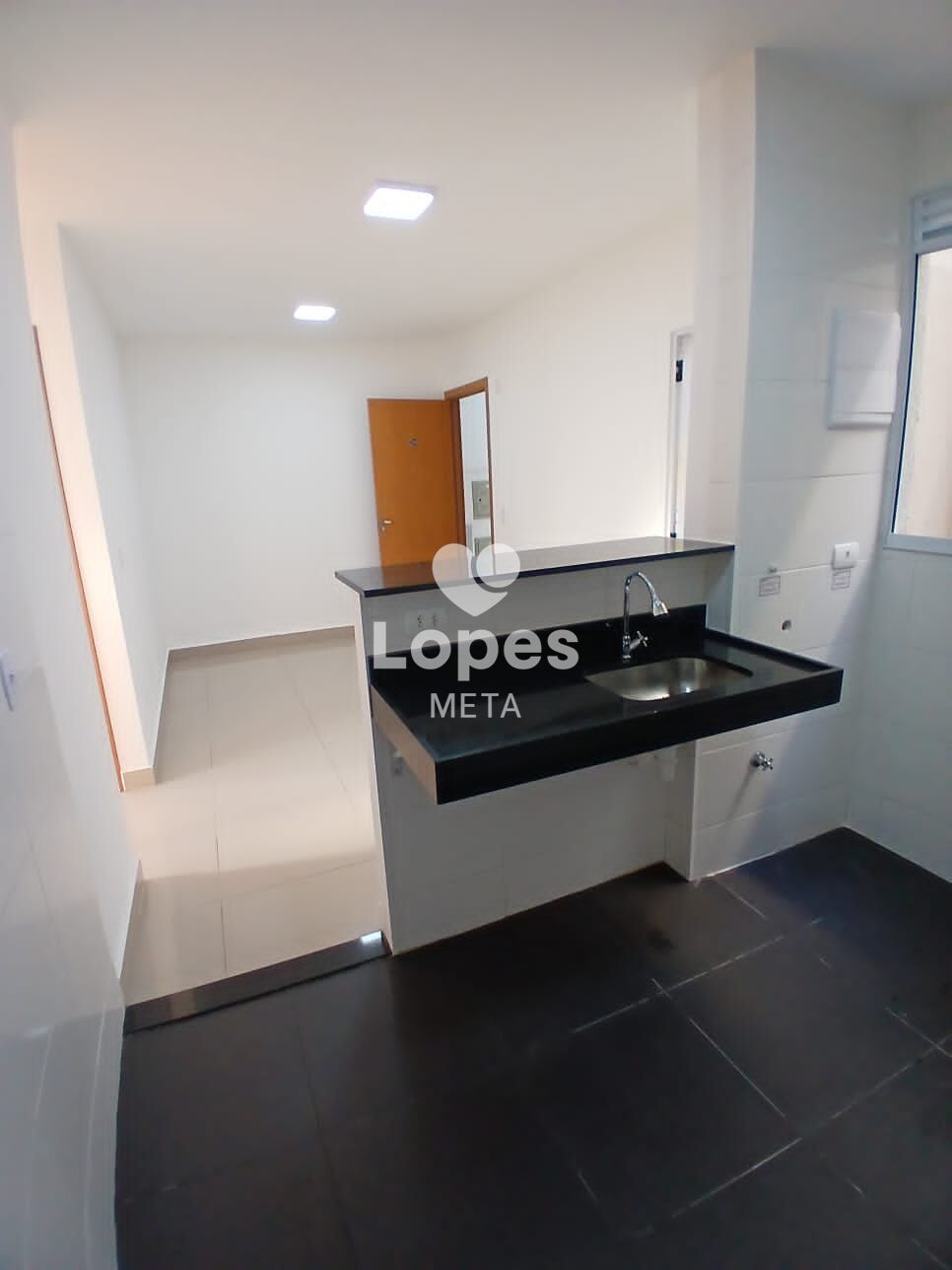 Apartamento à venda com 2 quartos, 38m² - Foto 1