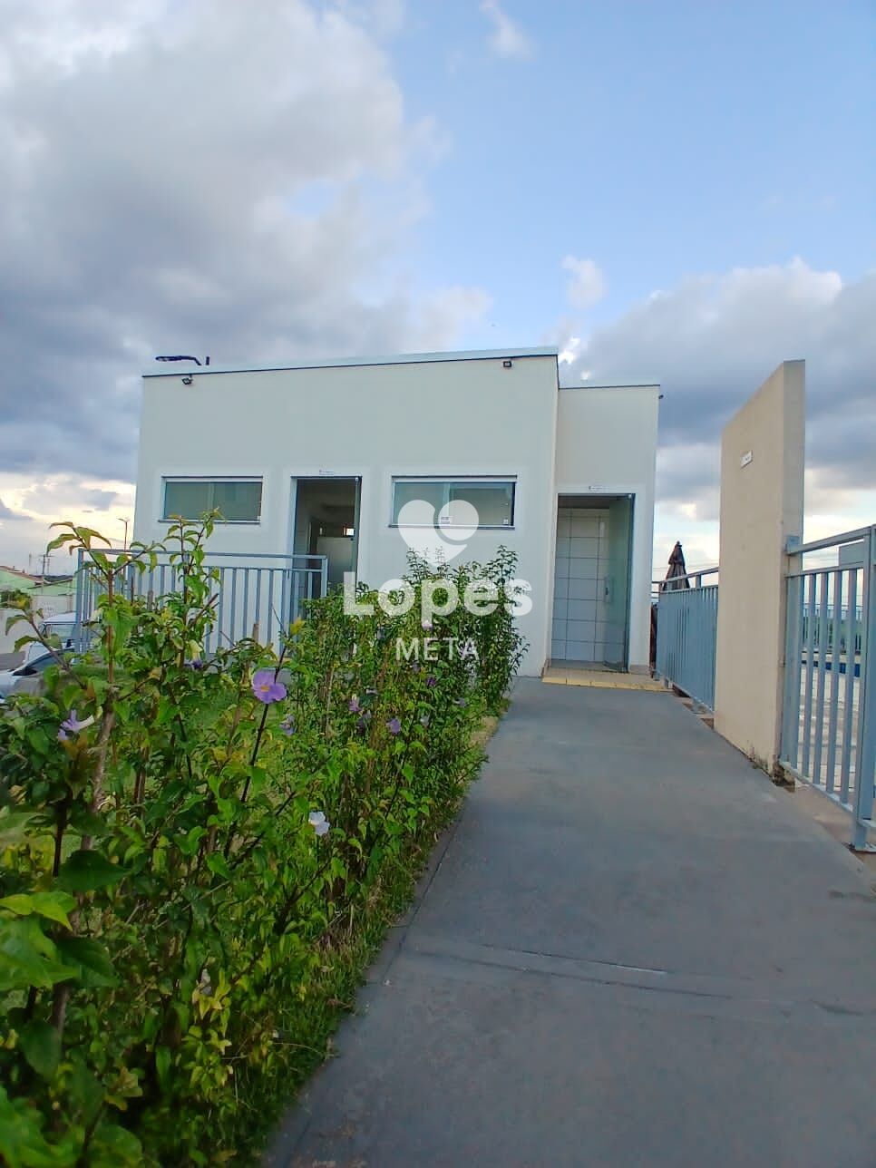 Apartamento à venda com 2 quartos, 38m² - Foto 15