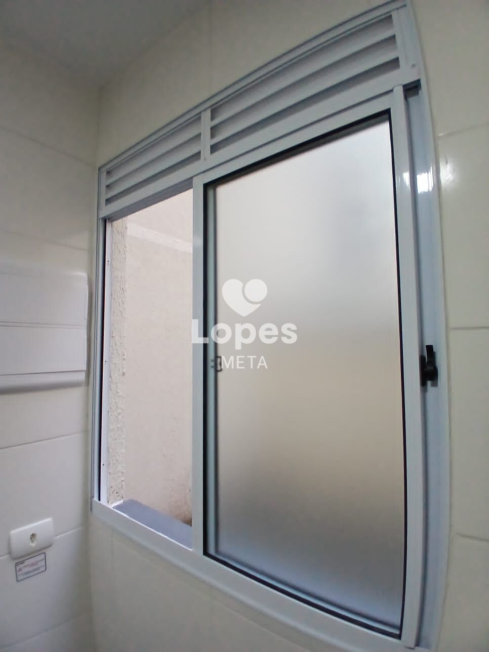 Apartamento à venda com 2 quartos, 38m² - Foto 8
