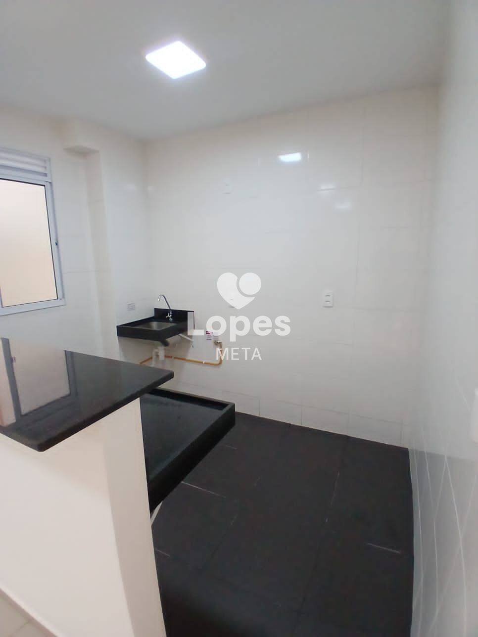 Apartamento à venda com 2 quartos, 38m² - Foto 3