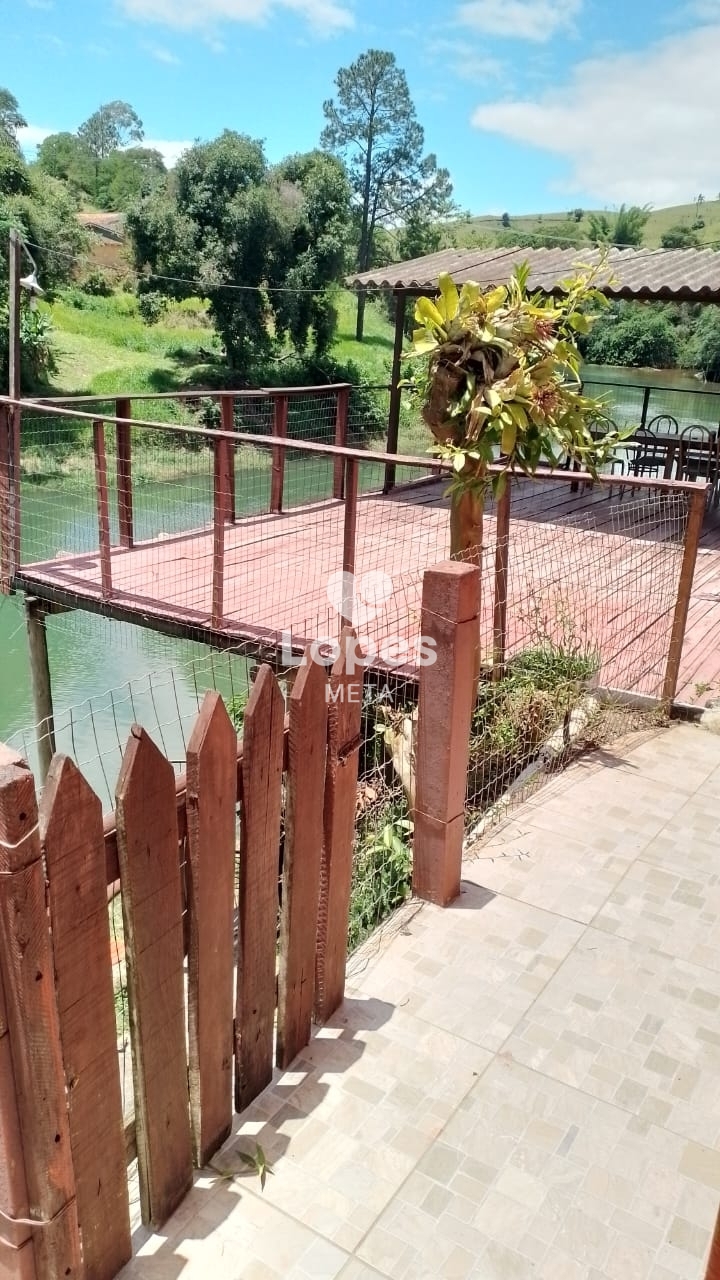 Chácara à venda com 2 quartos, 700m² - Foto 3