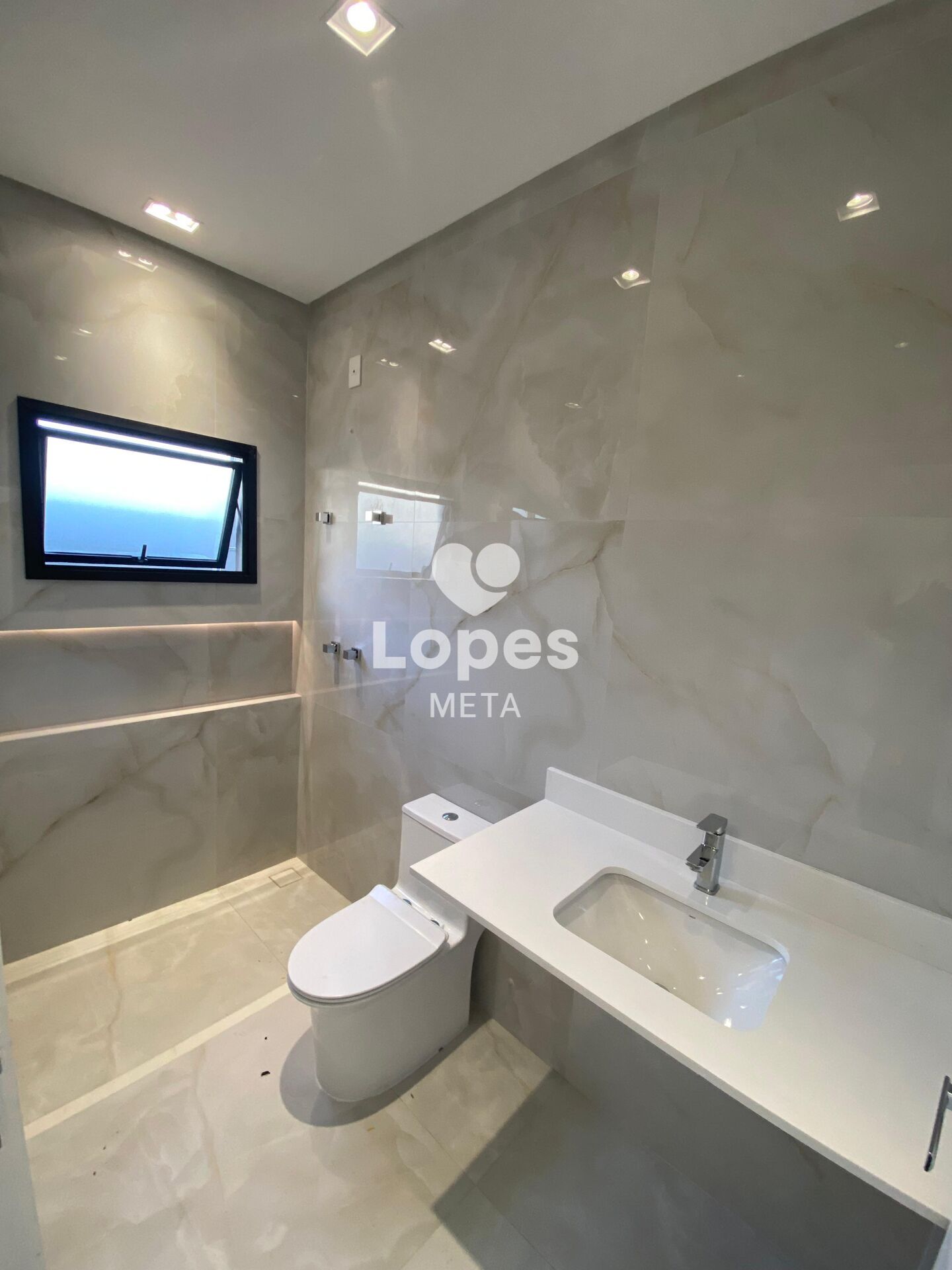 Casa à venda com 3 quartos, 185m² - Foto 14