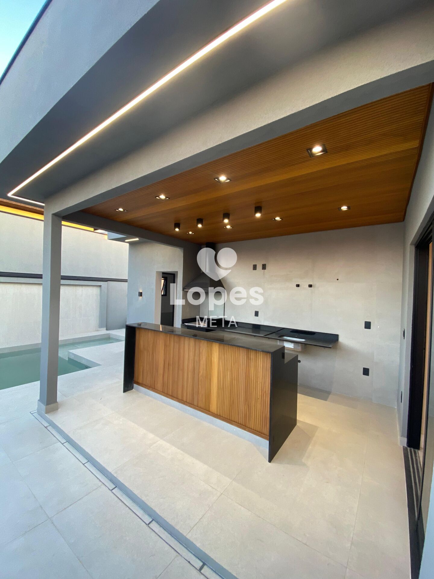 Casa à venda com 3 quartos, 185m² - Foto 3