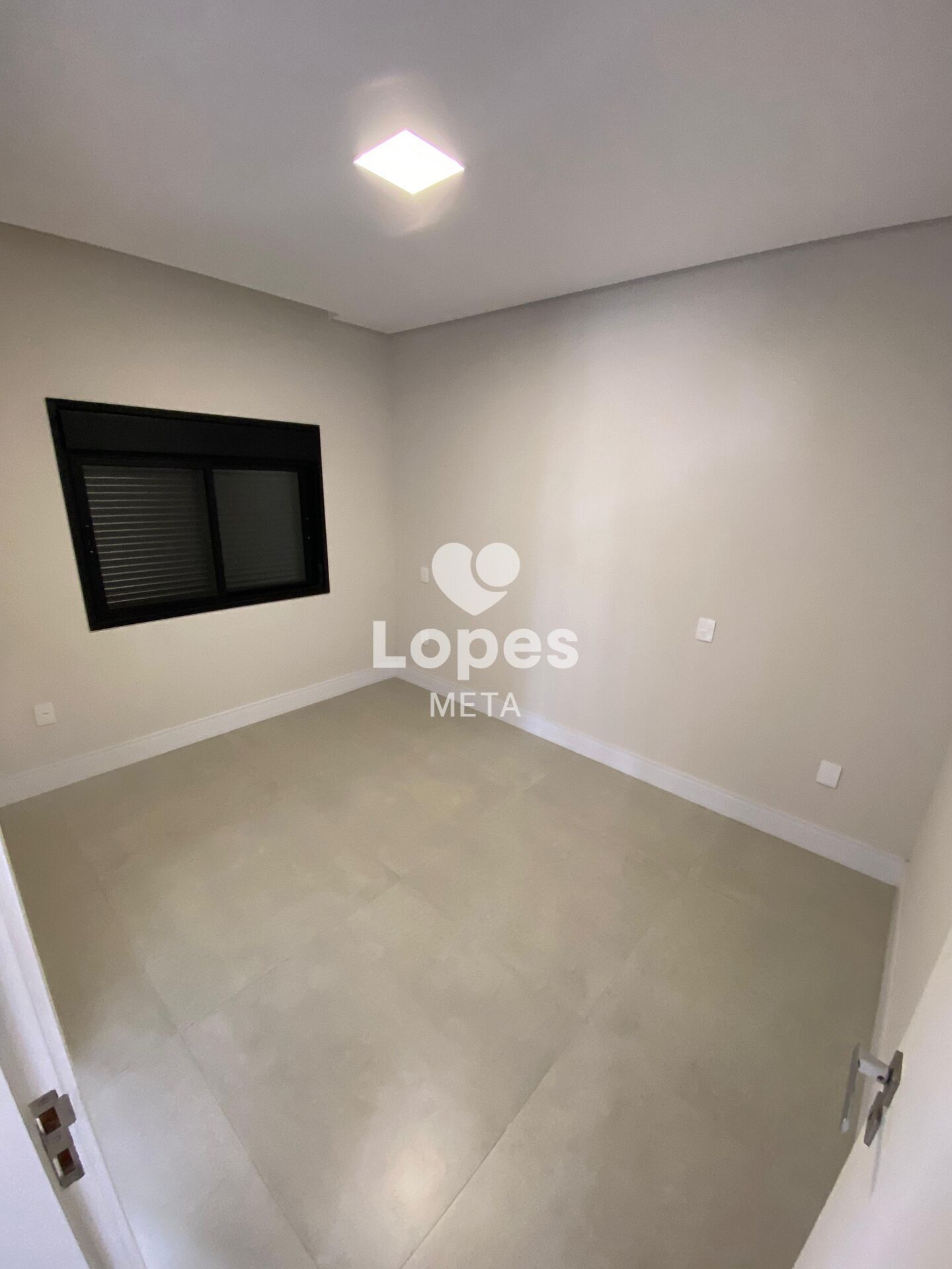 Casa à venda com 3 quartos, 185m² - Foto 10