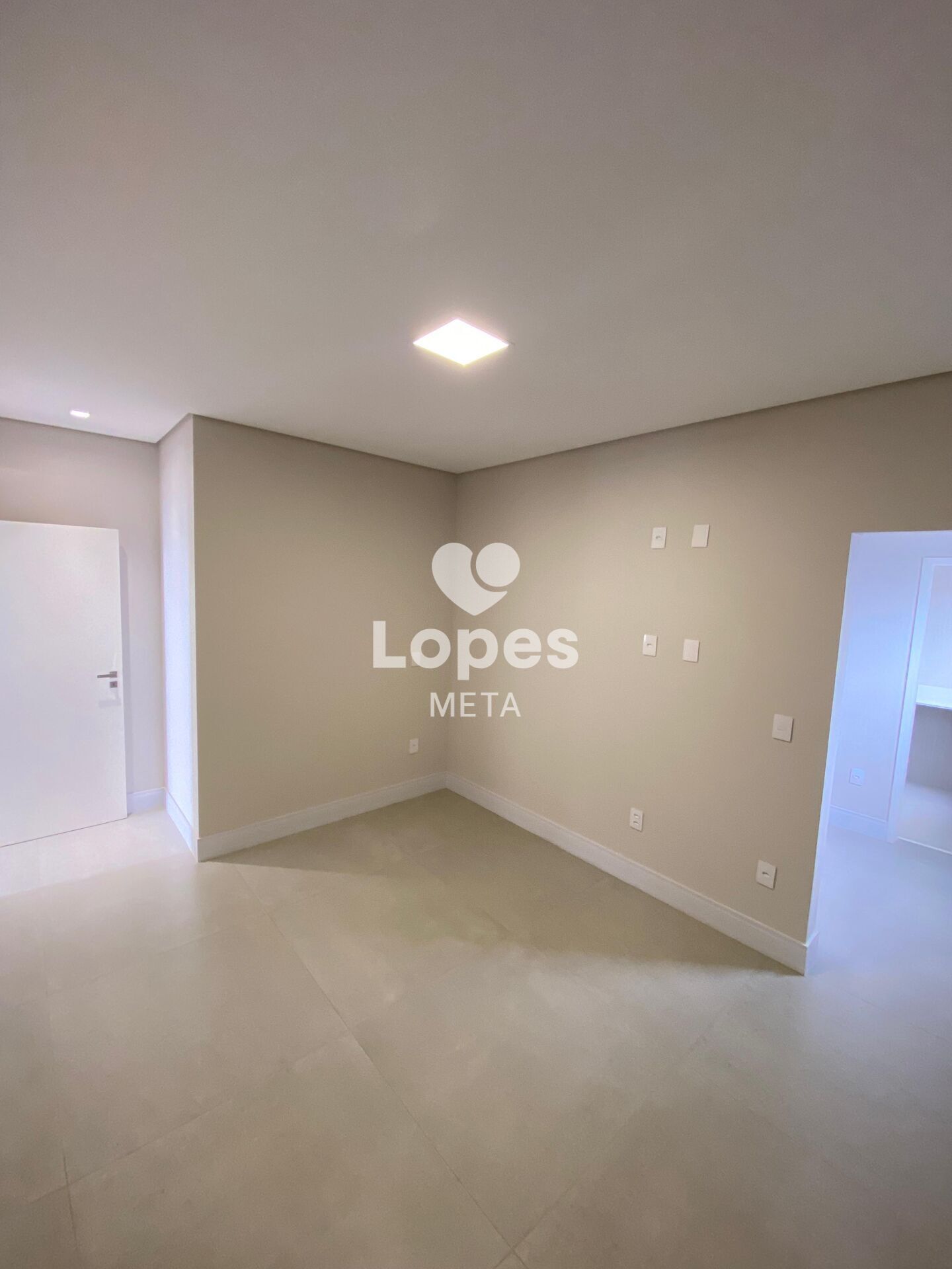 Casa à venda com 3 quartos, 185m² - Foto 7