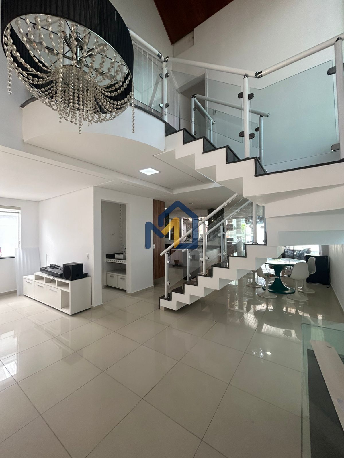 Casa, 3 quartos, 350 m² - Foto 1