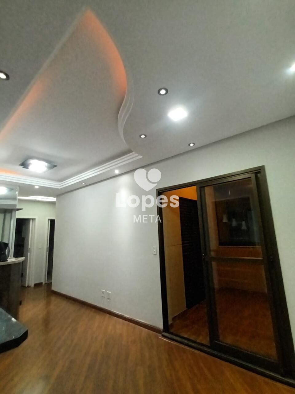 Apartamento à venda com 3 quartos, 74m² - Foto 8