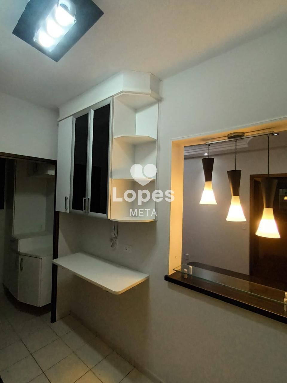 Apartamento à venda com 3 quartos, 74m² - Foto 1