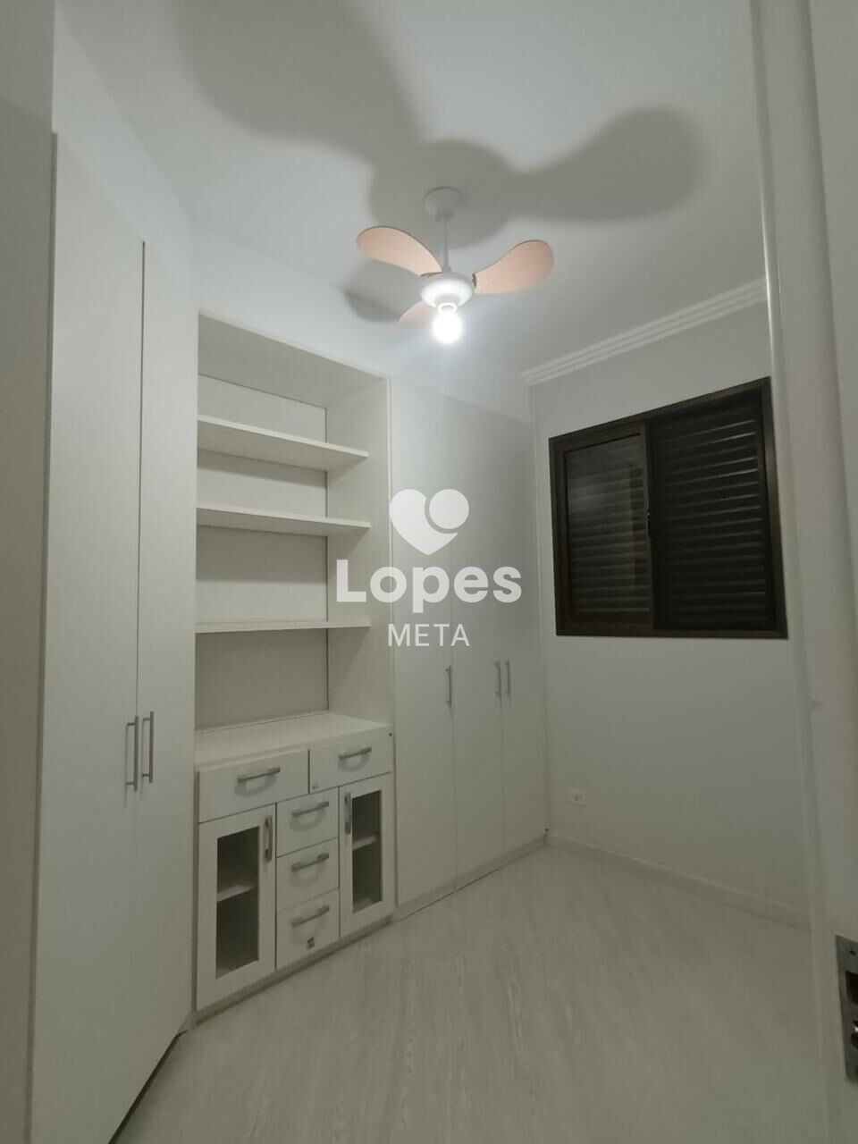 Apartamento à venda com 3 quartos, 74m² - Foto 26