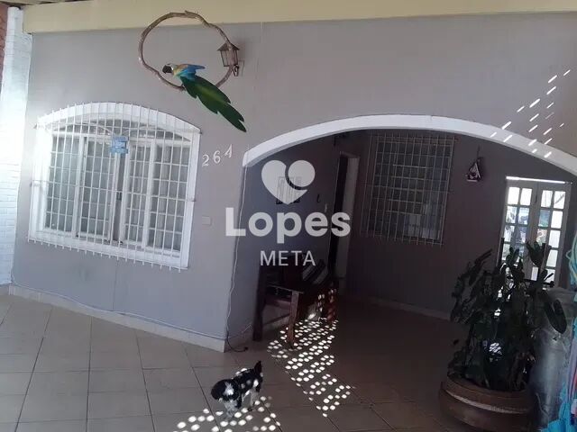 Casa à venda com 3 quartos, 200m² - Foto 5