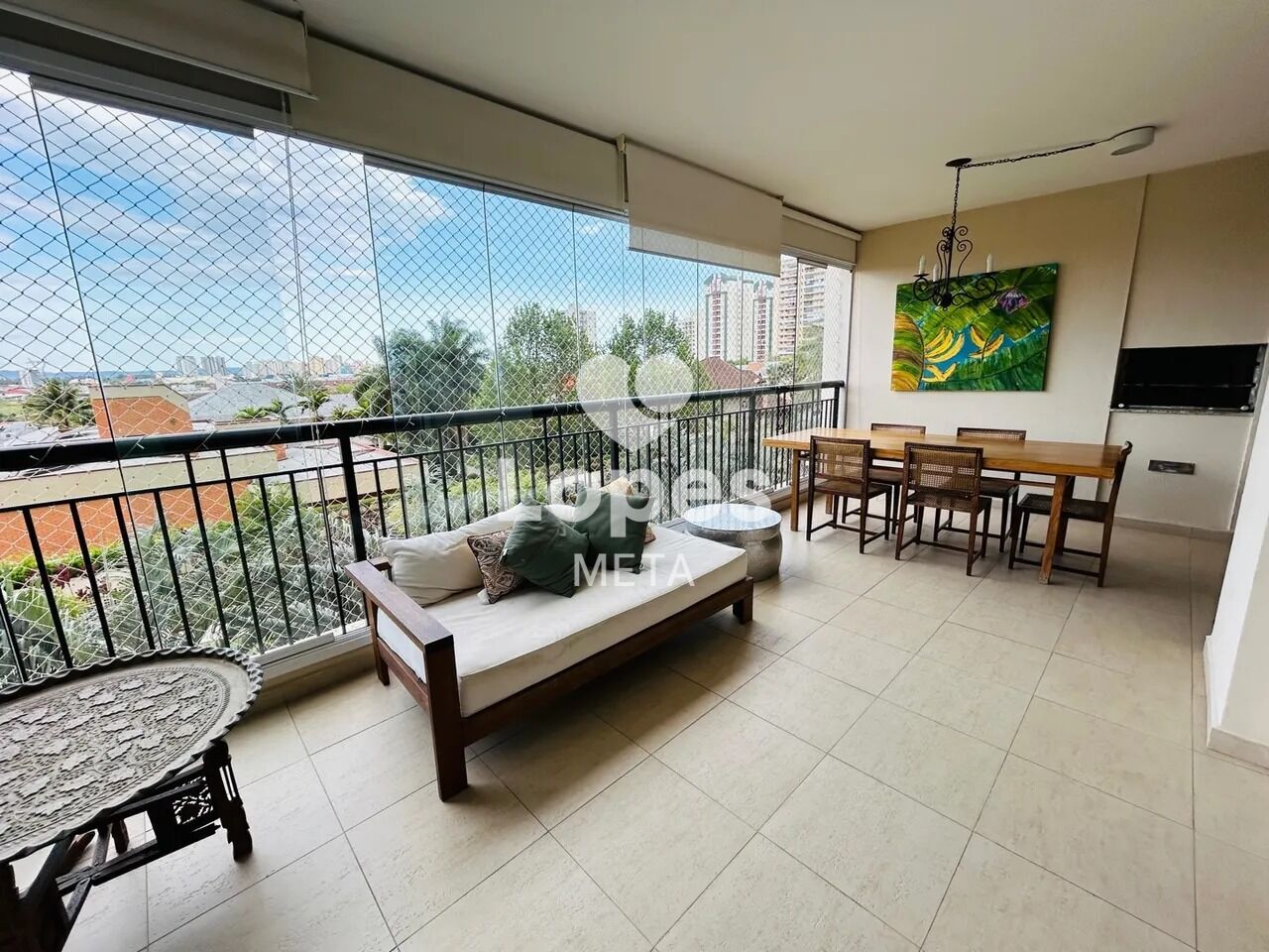 Apartamento à venda com 3 quartos, 194m² - Foto 1