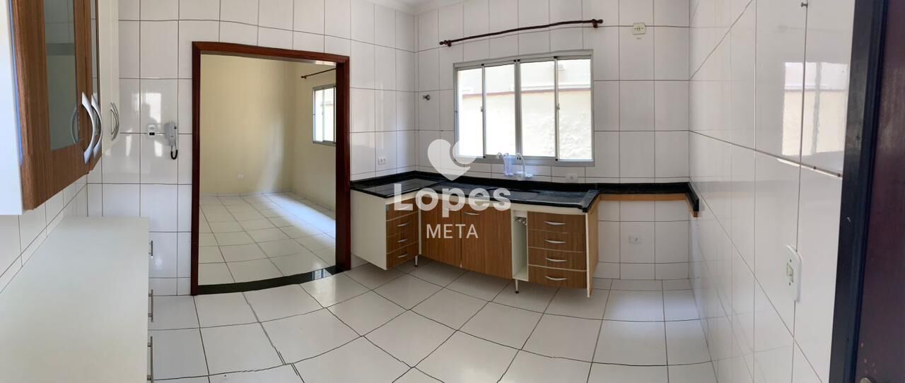 Casa à venda com 3 quartos - Foto 1