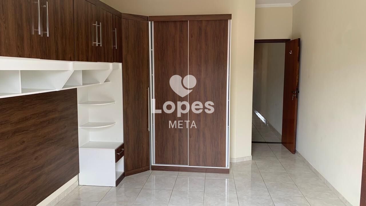 Casa à venda com 3 quartos - Foto 2