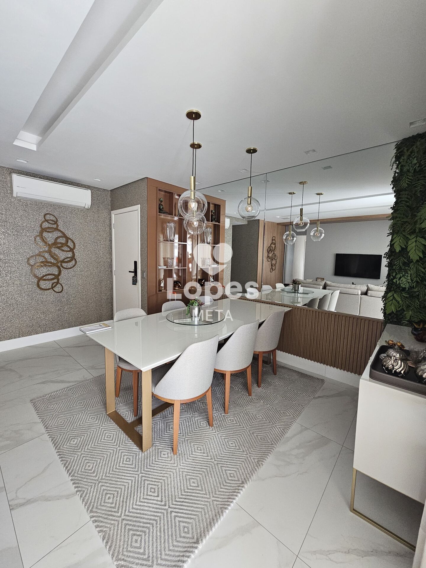 Apartamento à venda com 2 quartos, 105m² - Foto 4