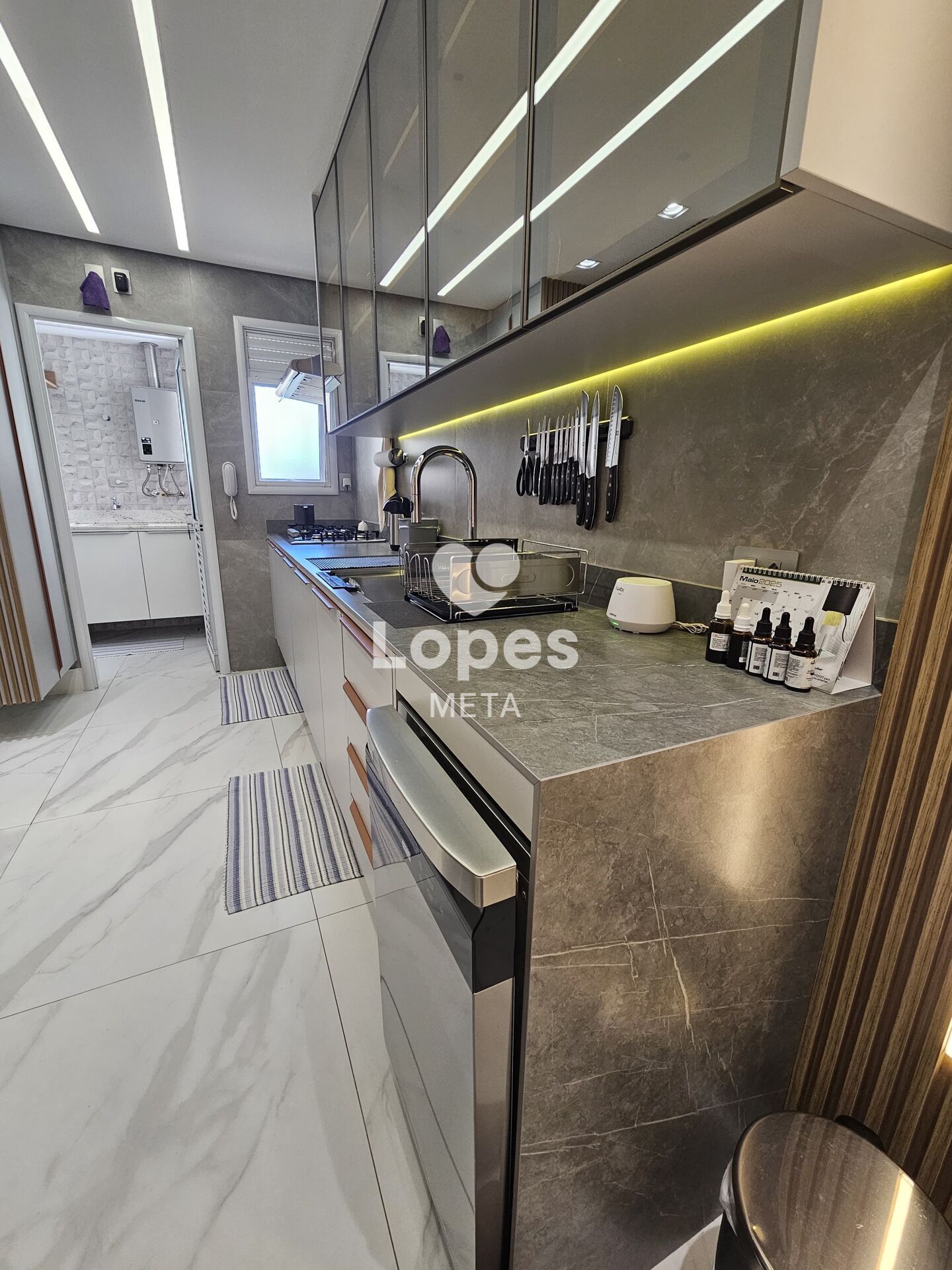 Apartamento à venda com 2 quartos, 105m² - Foto 17