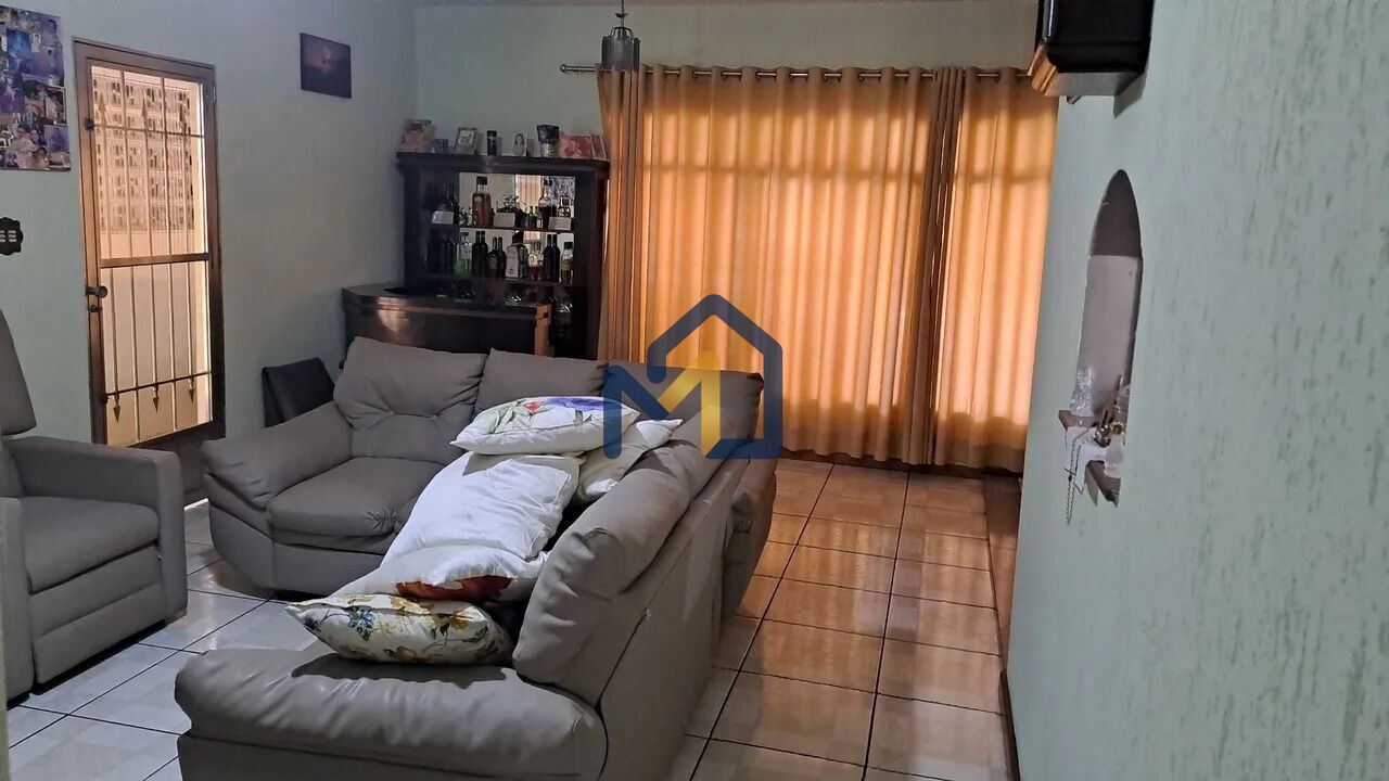Casa, 3 quartos, 140 m² - Foto 1