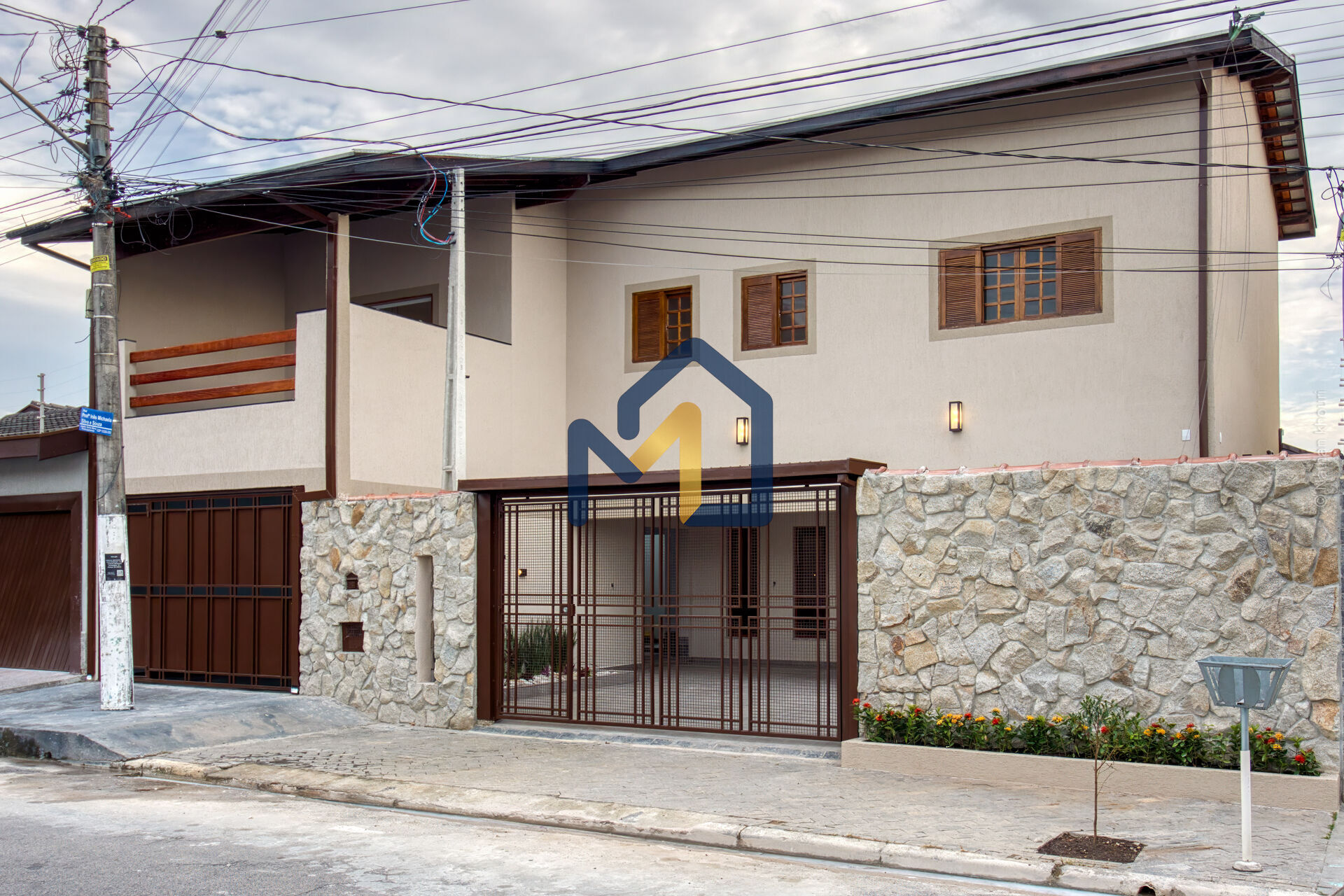 Casa, 7 quartos, 358 m² - Foto 2