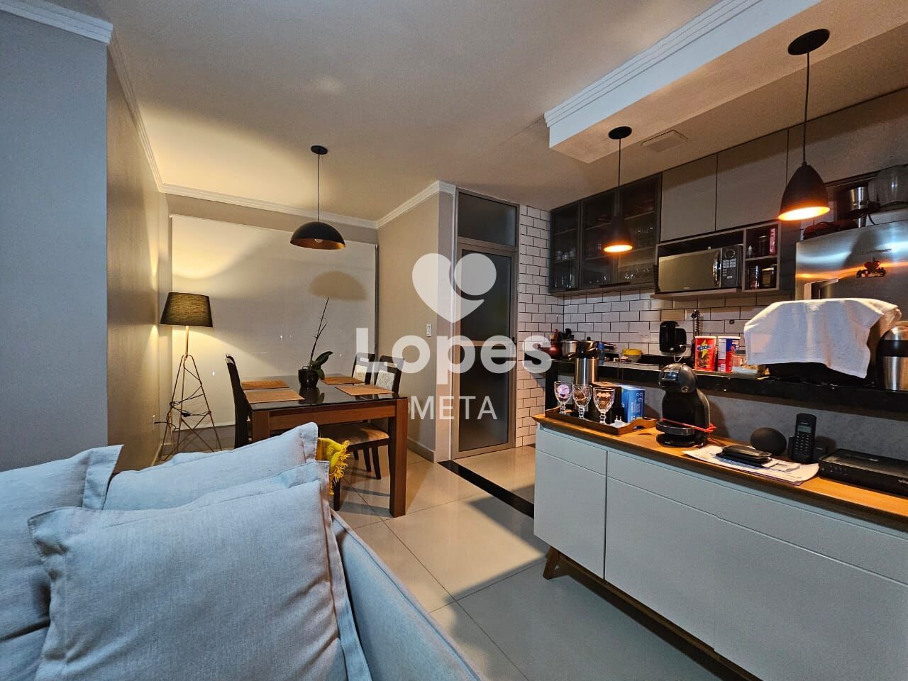 Apartamento à venda com 3 quartos, 65m² - Foto 1