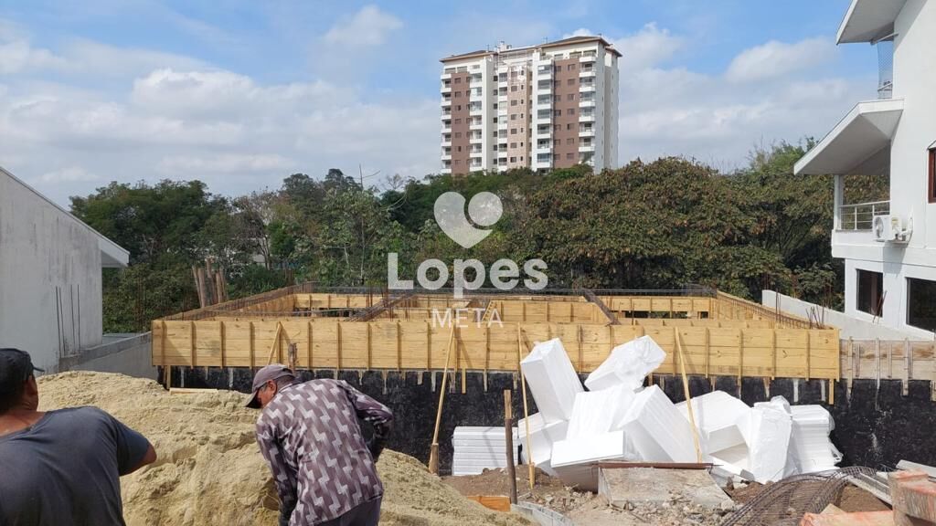 Casa à venda com 3 quartos, 180m² - Foto 10
