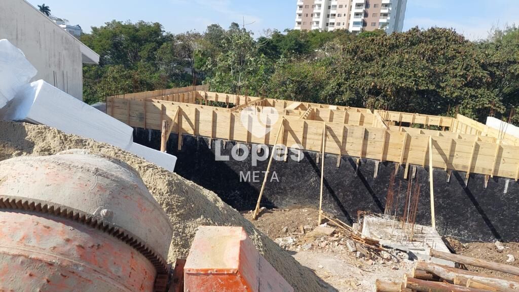 Casa à venda com 3 quartos, 180m² - Foto 8