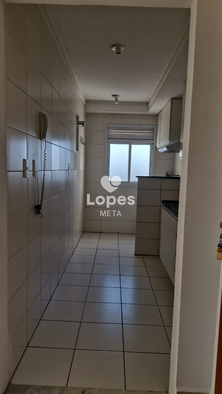 Apartamento para alugar com 3 quartos, 69m² - Foto 2