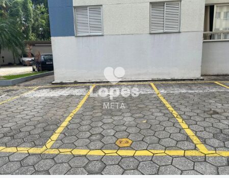Apartamento para alugar com 2 quartos, 60m² - Foto 11