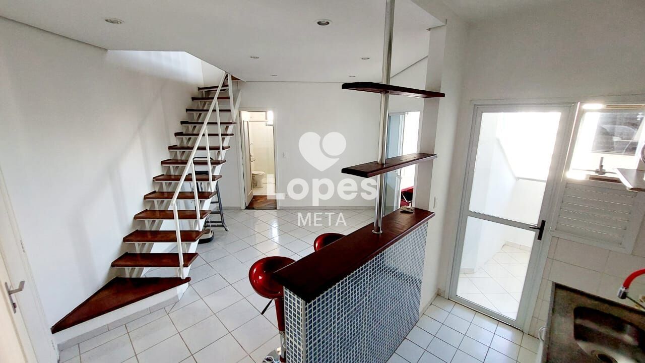 Cobertura à venda com 2 quartos, 120m² - Foto 2