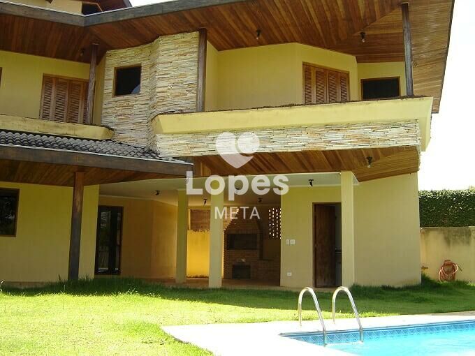 Sobrado à venda com 5 quartos, 700m² - Foto 1